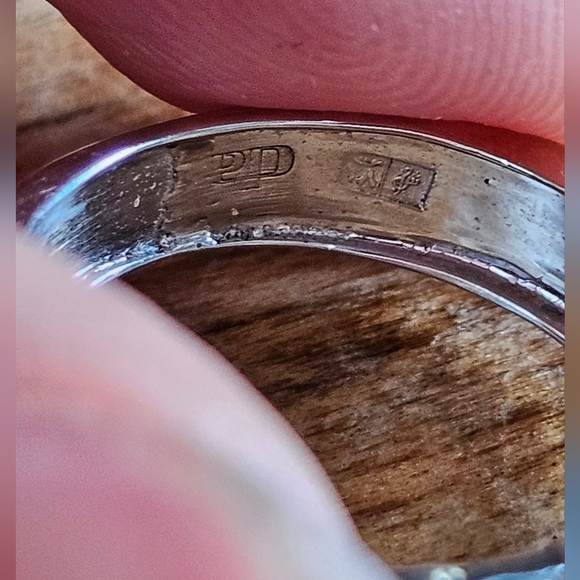 18k solid white gold diamonds ring - Picture 9 of 10